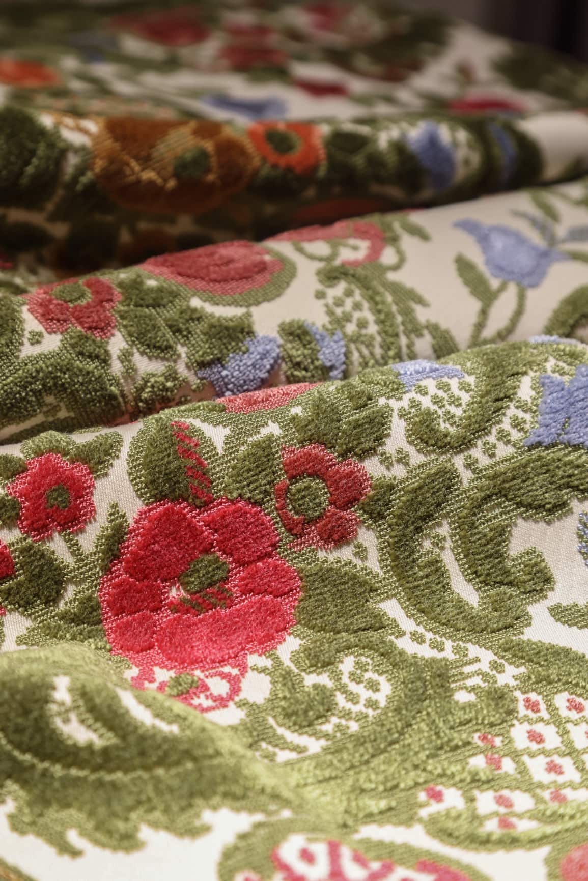 JBL Jacquard Velvet Customization Colorful Floral Free Sample Cut-Pile Fabric Luxuria Domus rhoncus for Sofa